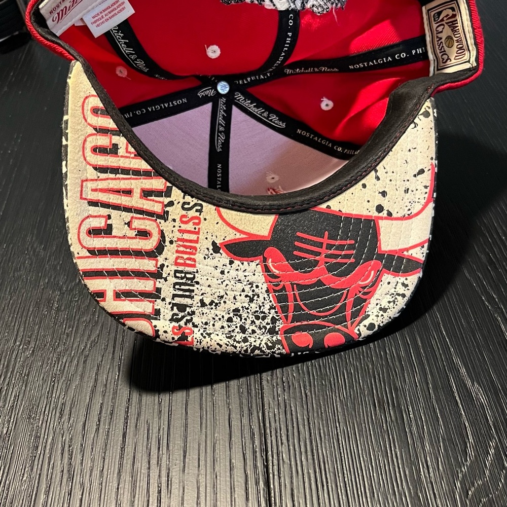 Mitchell & Ness Red and Black Bulls Hat - Picture 3 of 3